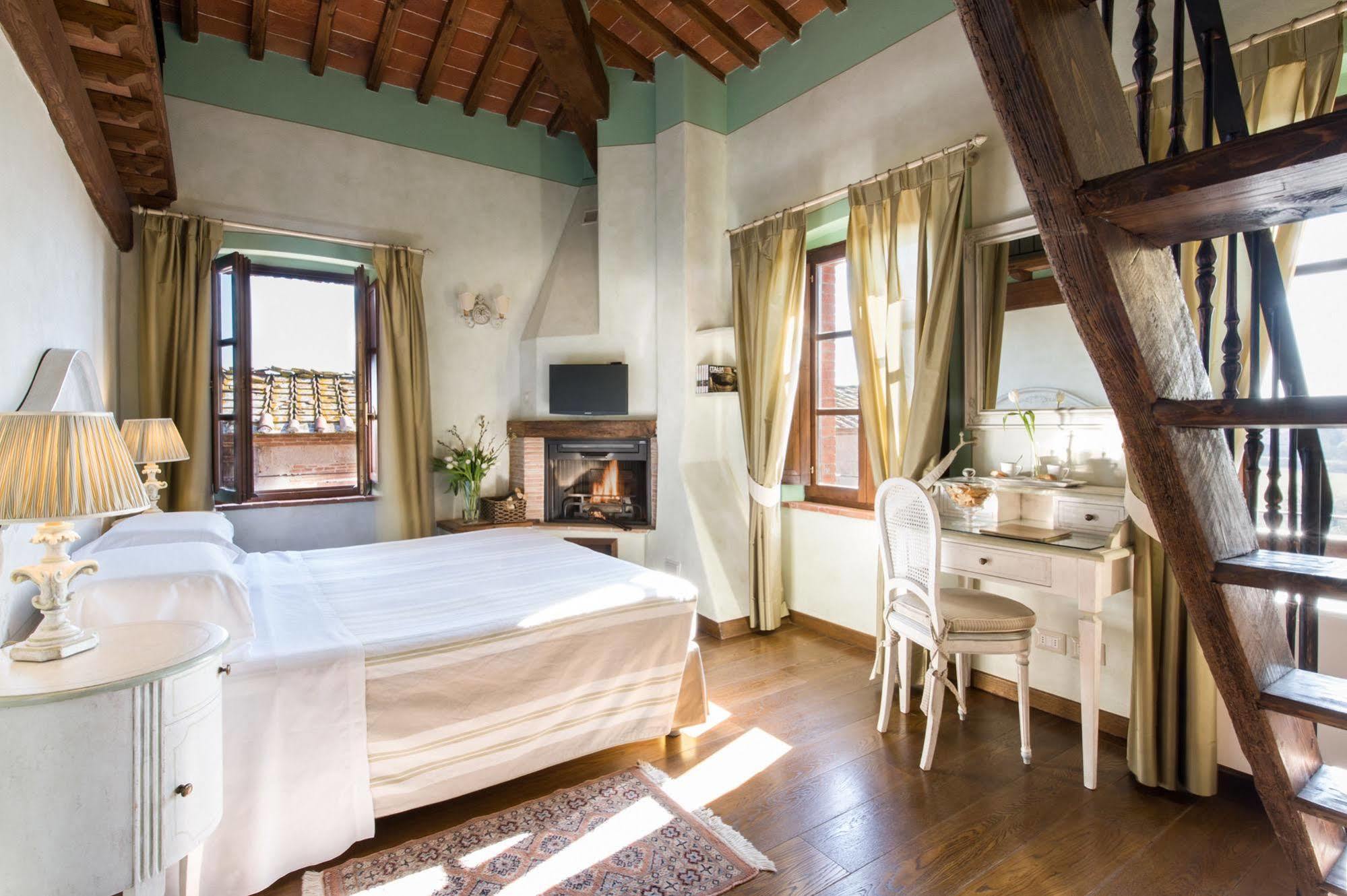 Готель Relais La Leopoldina Беттолле Екстер'єр фото